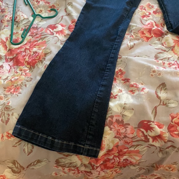 Super Cute Sailor Style Dark Jeans - Picture 6 of 8